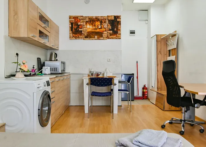Cozy Apartment In Central Sofia