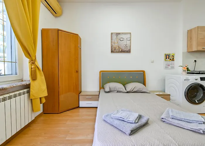 Cozy Apartment In Central Sofia